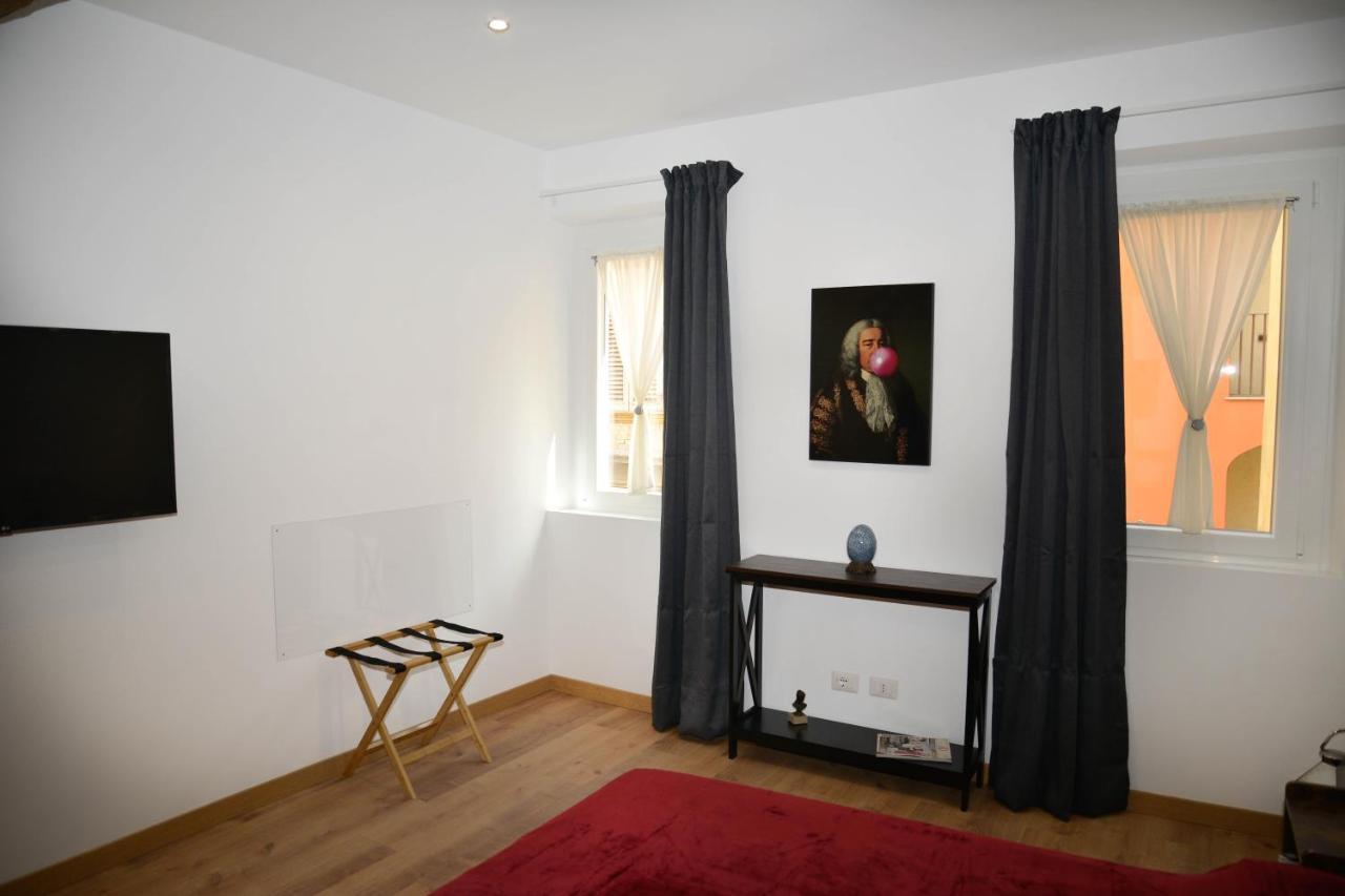 Fidia Palace Claudia'S Apartment Colosseo Řím Exteriér fotografie